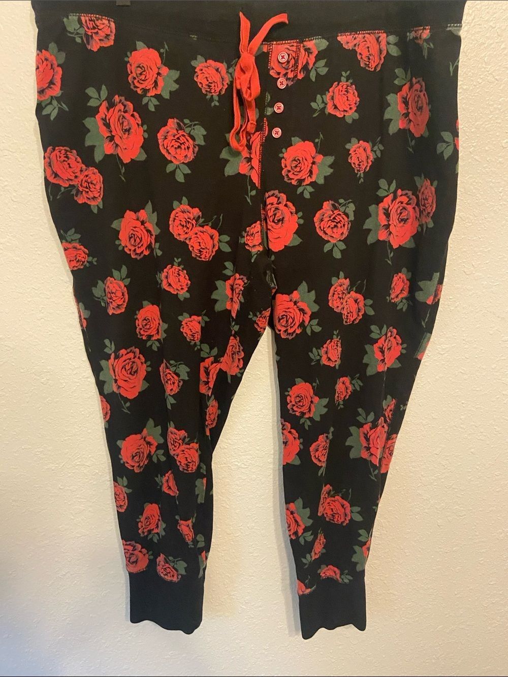 Torrid Sleep Black Rose Floral Print Jogger Pajama Lounge Pants Size 3 - Picture 3 of 6